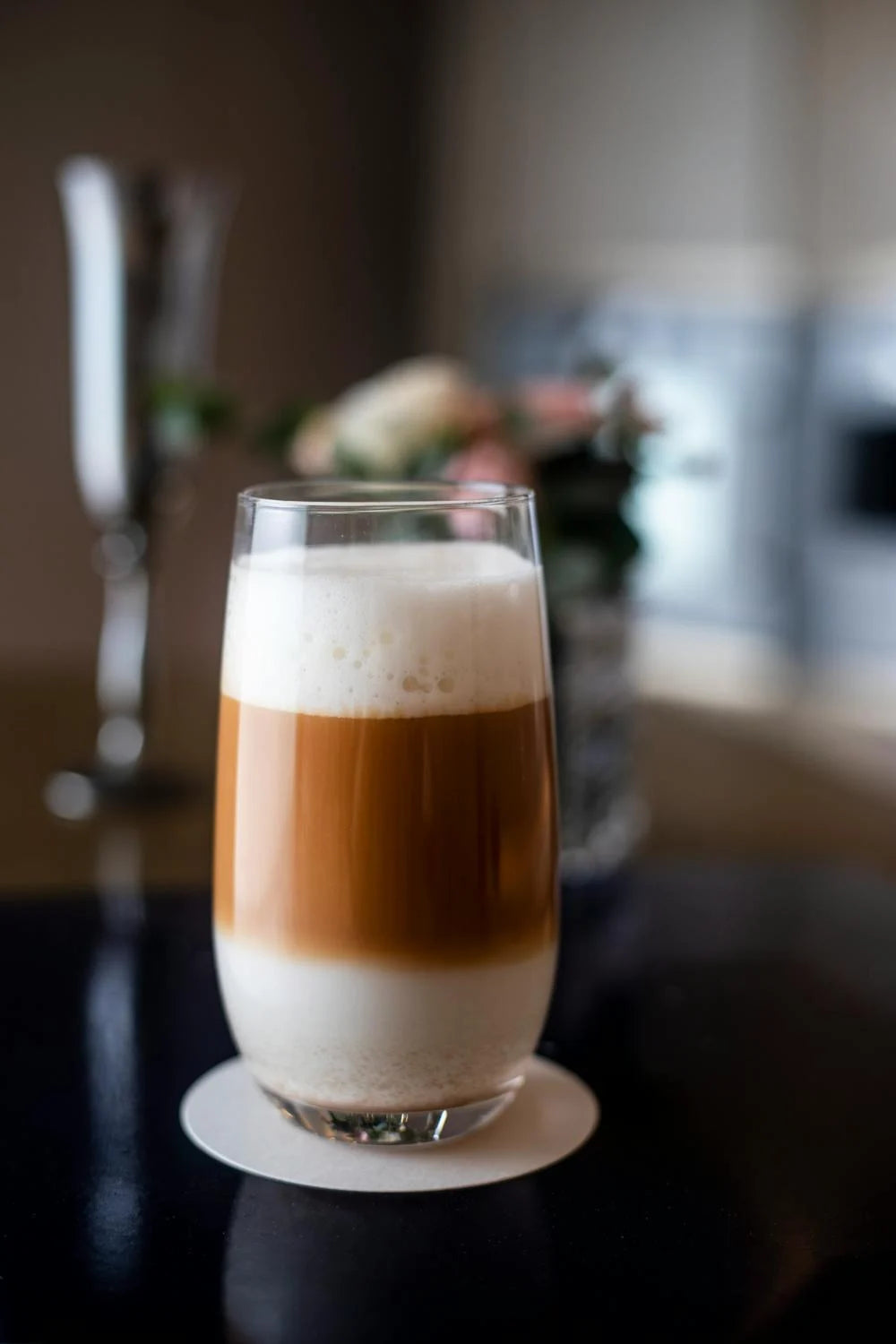 ¿Café con caramelo? Cómo preparar el caramel macchiato perfecto en casa