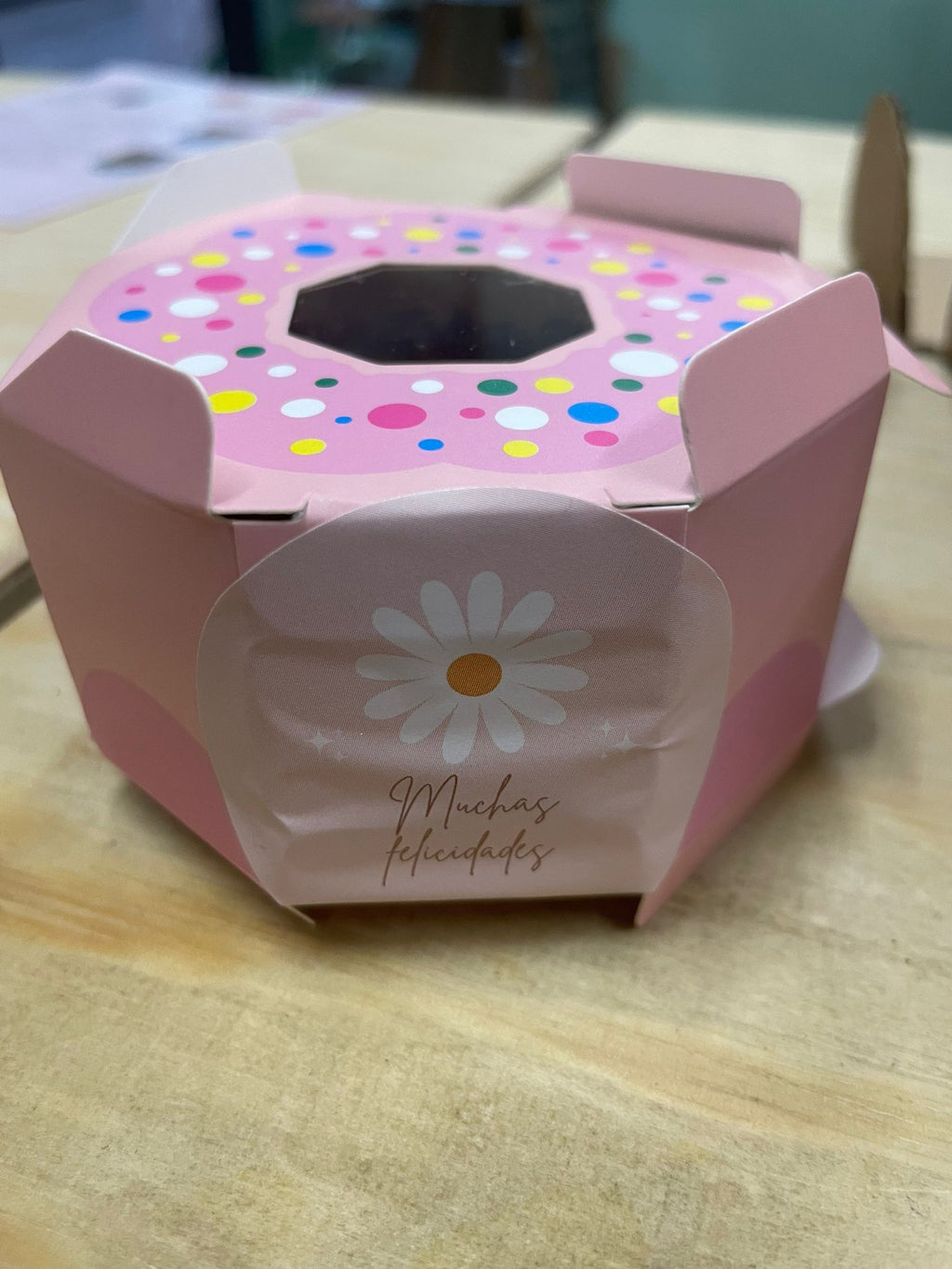 Donut de pollastre i pastanaga per celebrar un aniversari (o no)